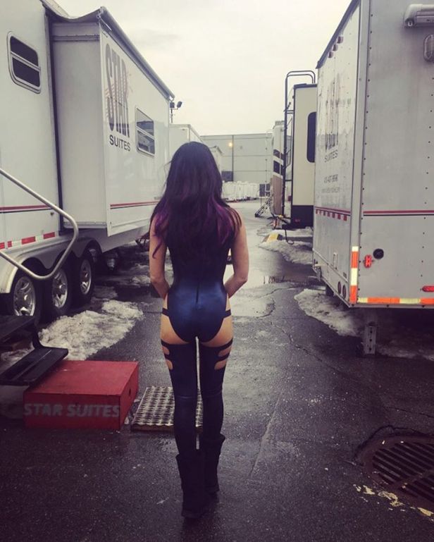 x-men-psylocke-de-costas